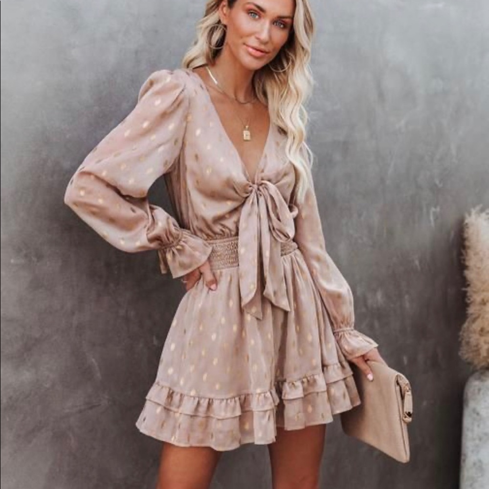 Vici dress size small NWT